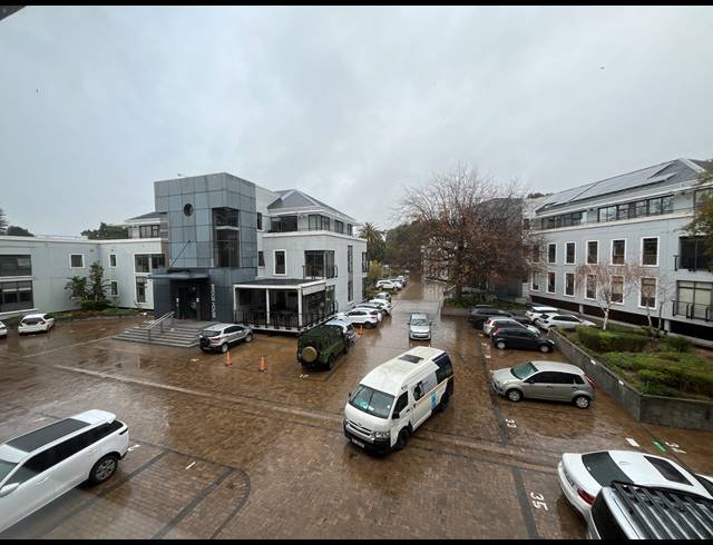 310.50M² OFFICE TO LET IN NEWLANDS